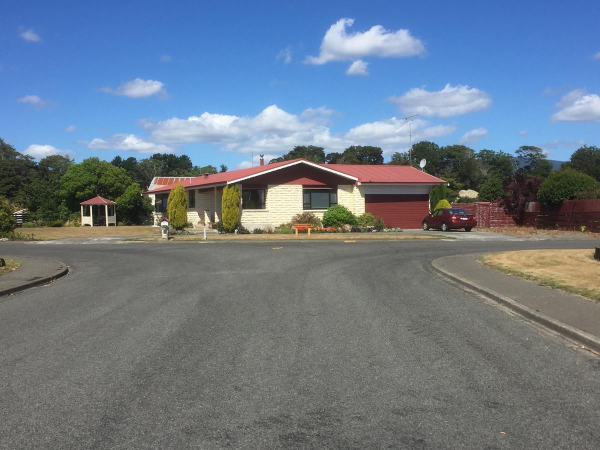 Ron And Tony'S Bed & Breakfast Tuatapere Exterior foto